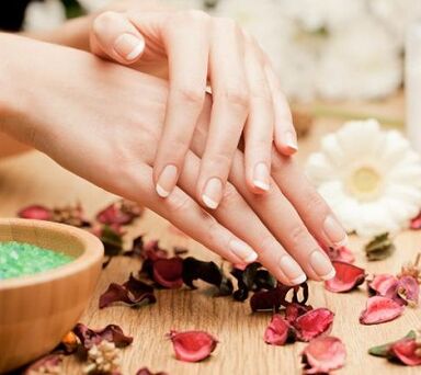 rejuvenation of the skin of the hands