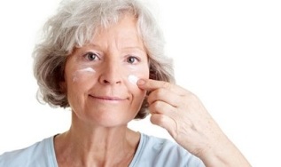 methods of rejuvenating facial skin at home